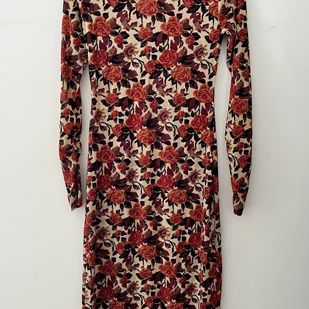 Banana Republic floral printed mesh maxi dress sz medium 8-10 thumbholes - Picture 7 of 11